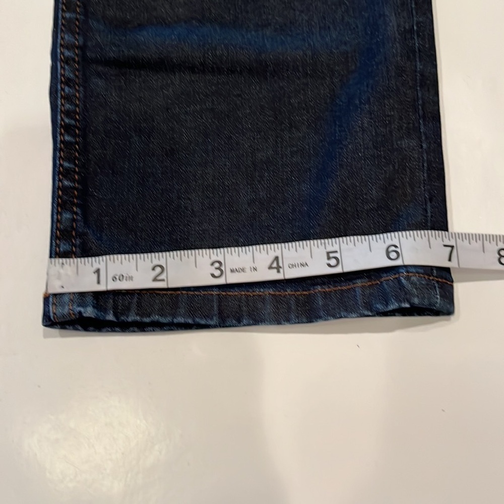 Tommy Bahama Crop Mid Rise Size 12 - Picture 8 of 16